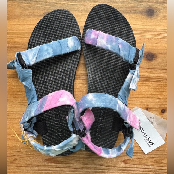 Arizona Love Shoes - NWT ARIZONA LOVE Sandals 41